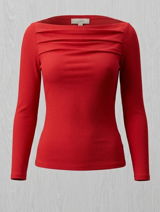 LOFT Tops - LOFT Women's Red Ruched Top NWT